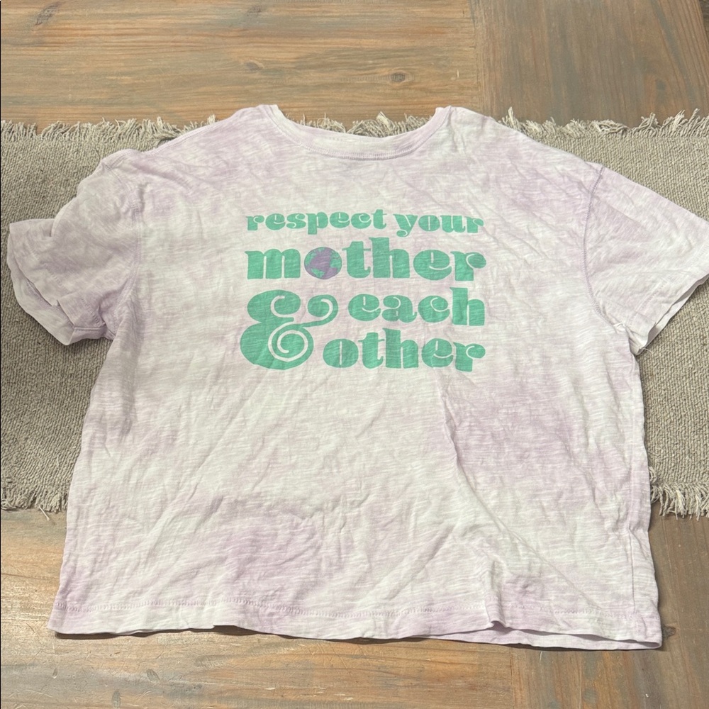 Universal Thread Light Purple Graphic Tee